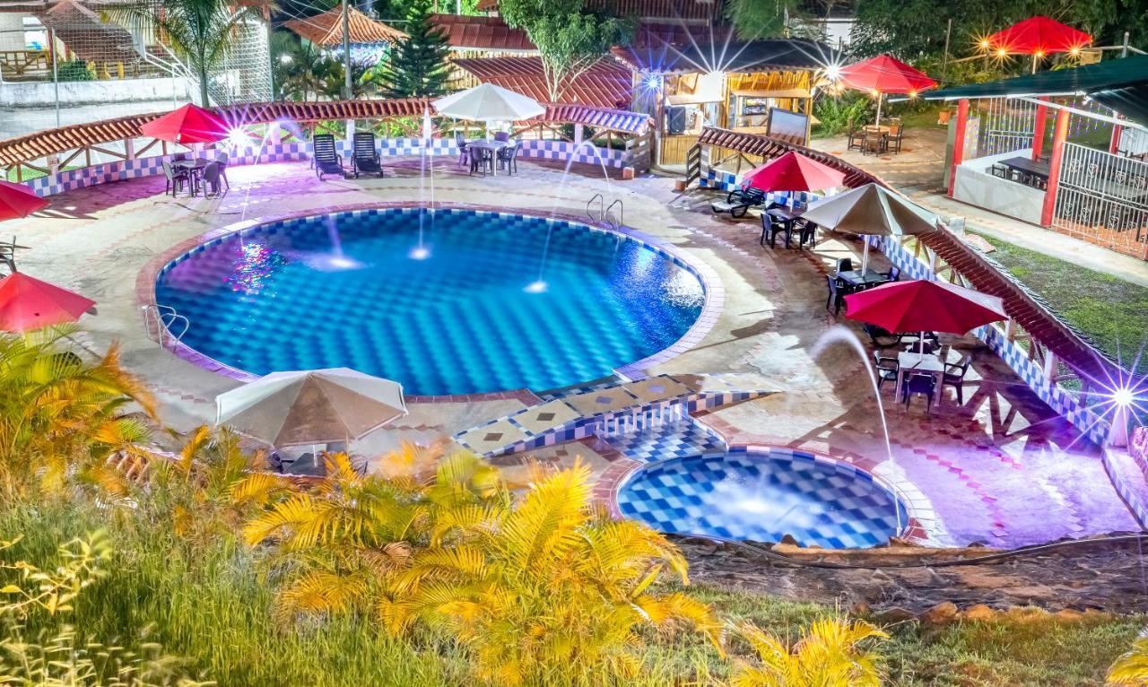 Hotel Verde Menta San Gil Eksteriør billede